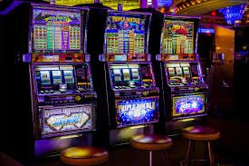 Strategi bermain Slot Roma33 – panduan memilih game slot dengan RTP tinggi dan manajemen modal yang tepat